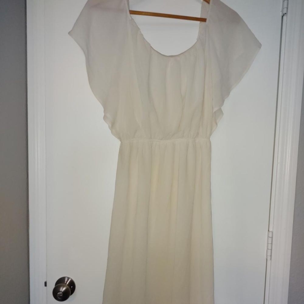 NWOT- Gorgeous MONTEAU Dress